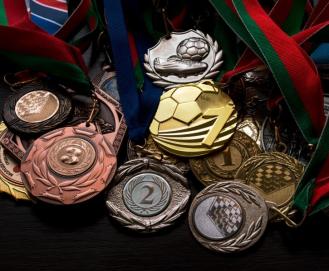 Como escolher modelos de medalhas para sua competição