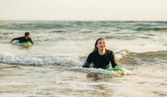 Bodyboard: saiba como começar no surfe com direito a manobras